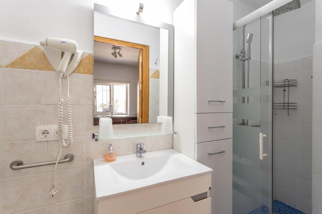 Apartment 250 M From The Beach อัลมูเญการ์ ภายนอก รูปภาพ